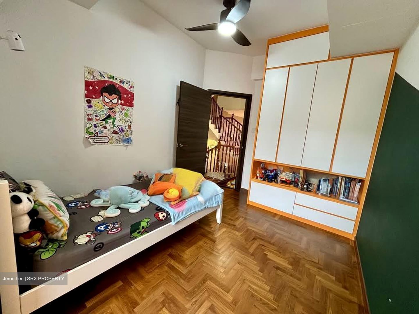 Flora Road (D17), Terrace #552025951